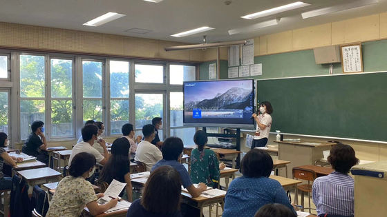 iBoard Factory Recordable 75-дюймовый записываемый и совместимый интеллектуальный зеленый доски - окончательный интерактивный доски для современного образования